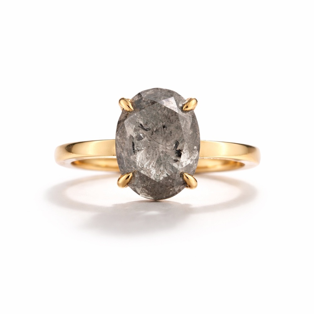 🚨Elegant Gold / Salt and Pepper Diamond Ring🔥😍❣️